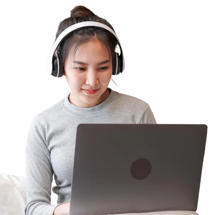 Student attending IMAT trio mentoring online